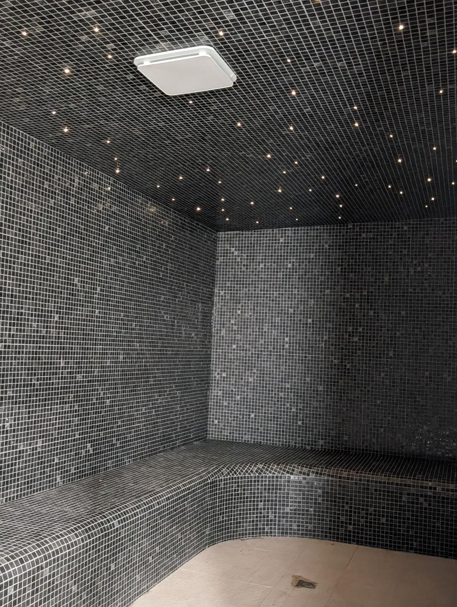 Hotel Des Thermes Des Fumades Allegre Les Fumades Eksteriør billede