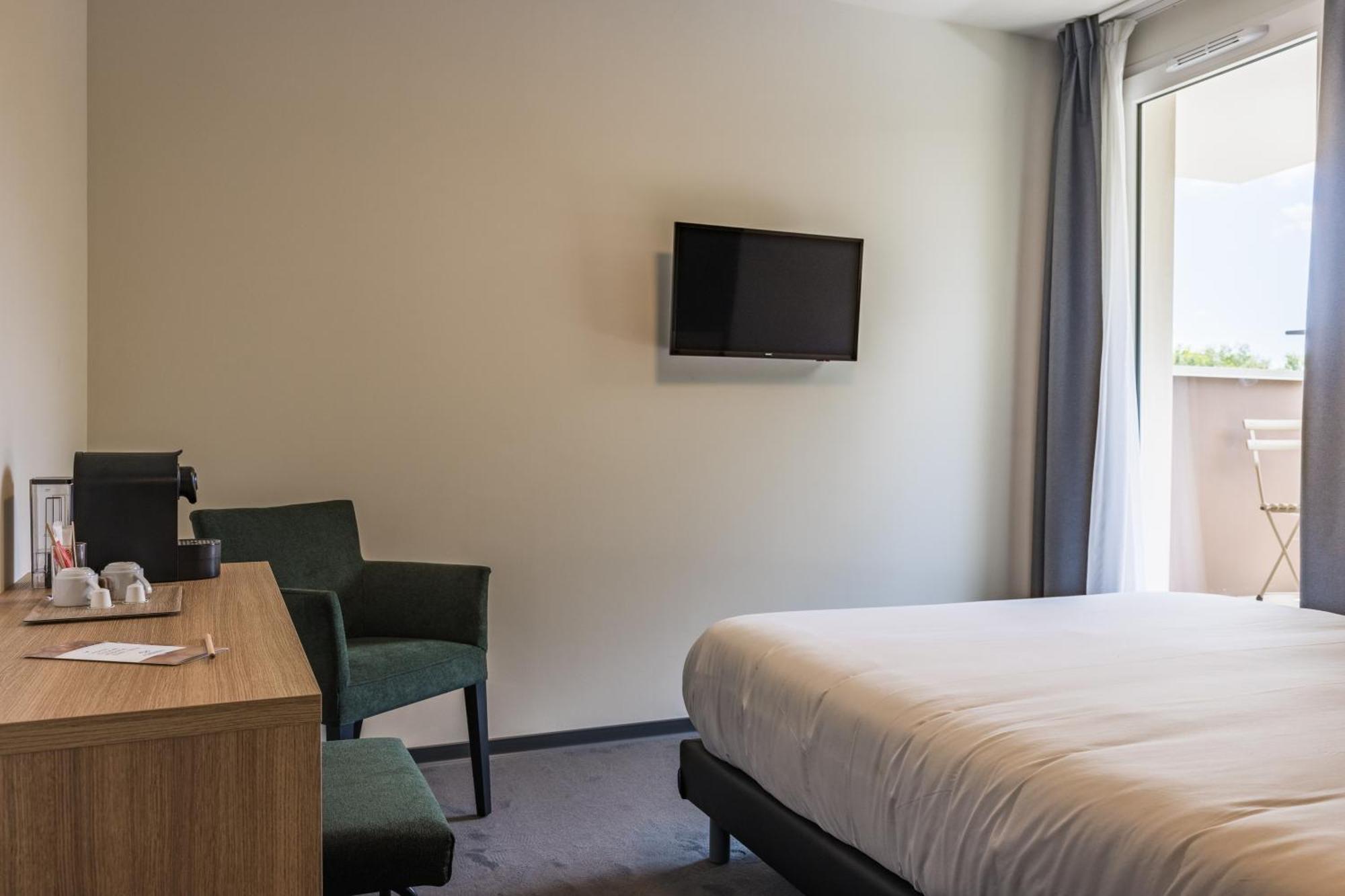 Hotel Des Thermes Des Fumades Allegre Les Fumades Eksteriør billede